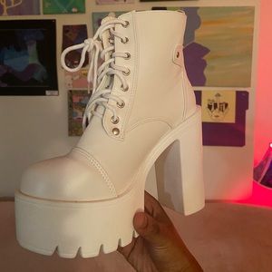 GoGo 70’s Looking Boots 👢